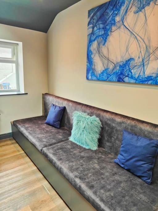 Sloane Modern 2 Bedroom Seafront Apartment Blackpool Bagian luar foto